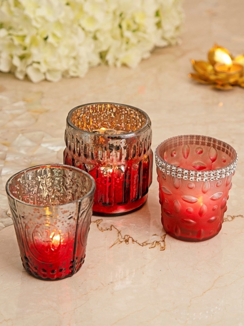 

Amoliconcepts Red & Grey Textured Antique Finish Glass Sustainable Candle Holder