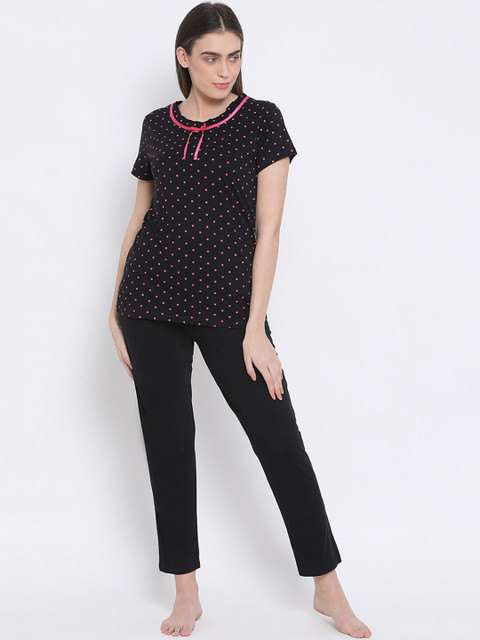 

Kanvin Women Black & Pink Printed Night suit