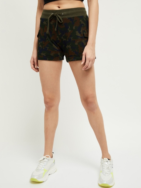 

max Women Green Printed Regular Fit Regular Shorts