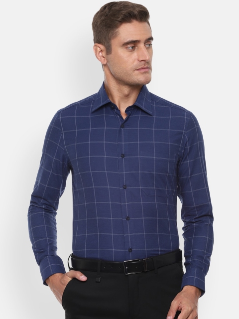 

Louis Philippe Men Navy Blue & White Regular Fit Checked Formal Shirt