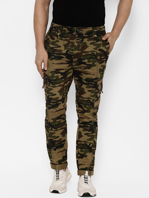 

SAPPER Men Beige & Green Slim Fit Camouflage Printed Cargos