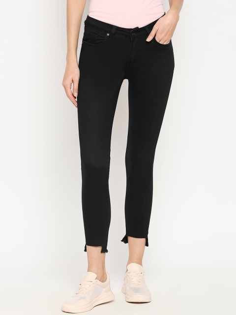 

People Women Black Skinny Fit Mid-Rise Clean Look Cropped Jeans