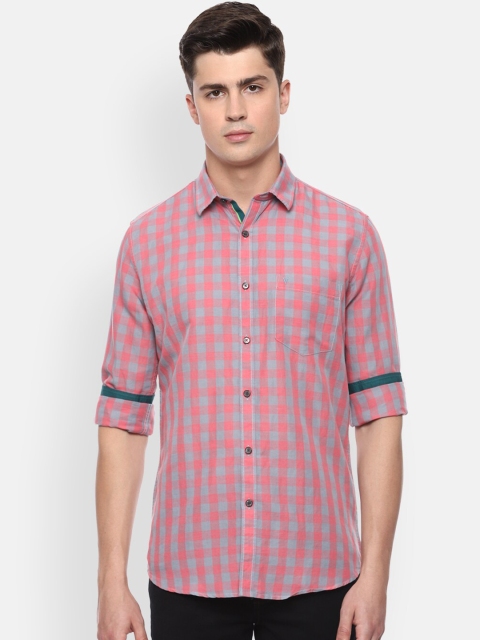 

Van Heusen Sport Men Pink Slim Fit Checked Casual Shirt