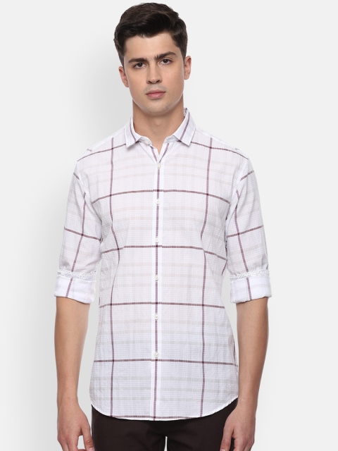 

V Dot Men White Slim Fit Checked Casual Shirt