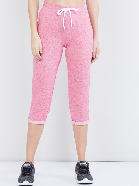 

max Women Pink & White Solid Regular Fit Capris