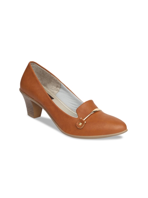 

VALIOSAA Women Tan Brown Solid Pumps