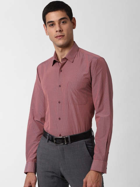 

Peter England Men Maroon & White Slim Fit Checked Formal Shirt