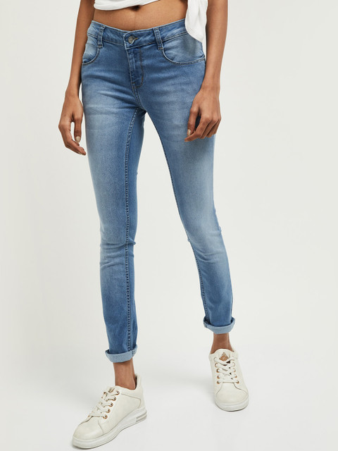

max Women Blue Skinny Fit Mid-Rise Clean Look Jeans