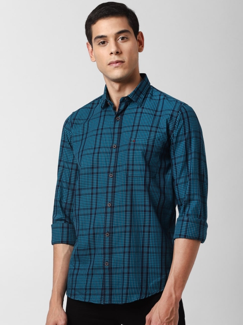 

Peter England Casuals Men Blue Slim Fit Checked Casual Cotton Shirt