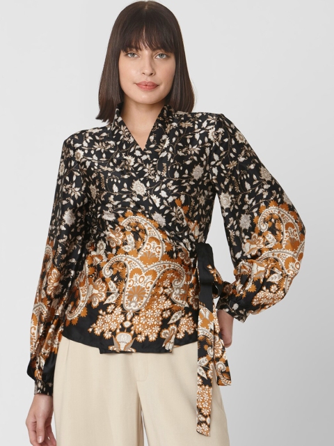 

Vero Moda Black & Yellow Ethnic Print Wrap Top