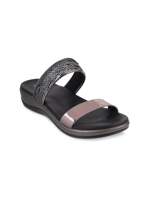 

Metro Women Grey Colourblocked Comfort Heels