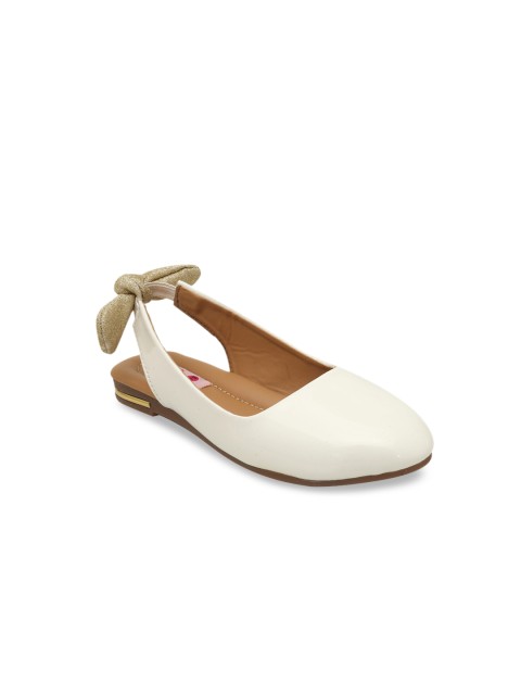 

DChica Girls Cream-Coloured Solid Ballerinas
