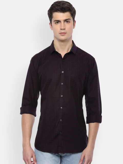 

V Dot Men Burgundy & Black Slim Fit Checked Casual Shirt