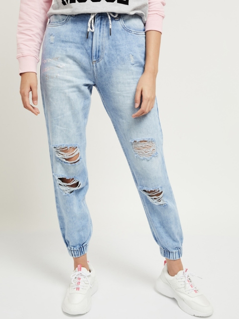 

max Women Blue Jogger Mid-Rise Low Distress Jeans