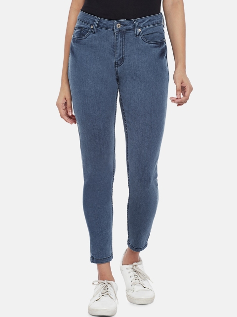 

People Women Blue Skinny Fit Mid-Rise Cropped Clean Look Stretchable Jeans