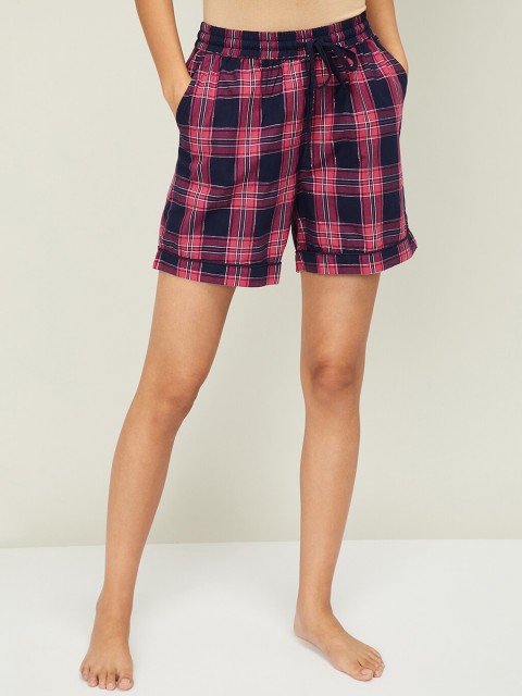 

Ginger by Lifestyle Women Fuchsia & Navy Blue Checked Lounge Shorts
