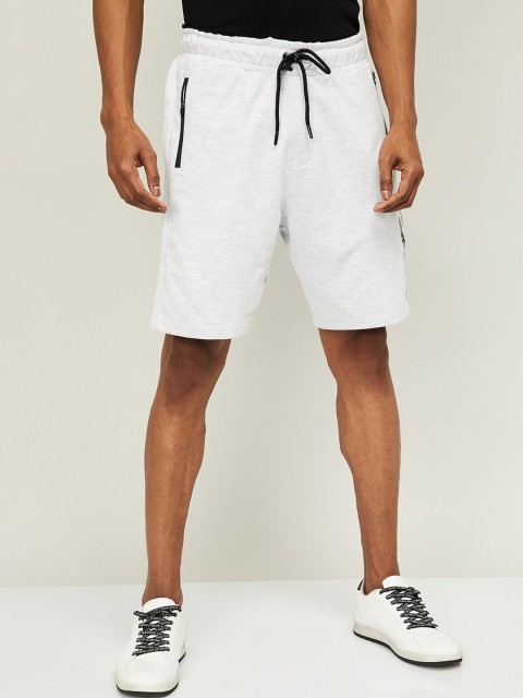 

UCLA Men Grey Solid Regular Shorts