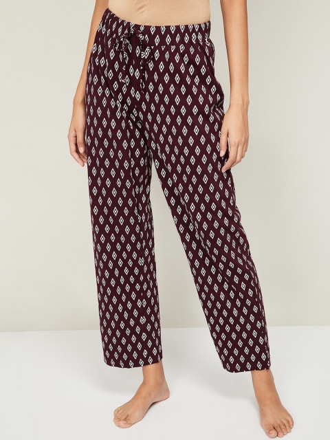 

Ginger by Lifestyle Woman Maroon Printed Pyjamas