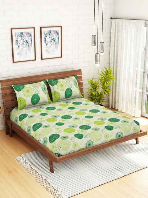 

CORE Designed by SPACES Green & White Floral 104 TC Cotton 1 Queen Bedsheet with 2 Pillow Covers