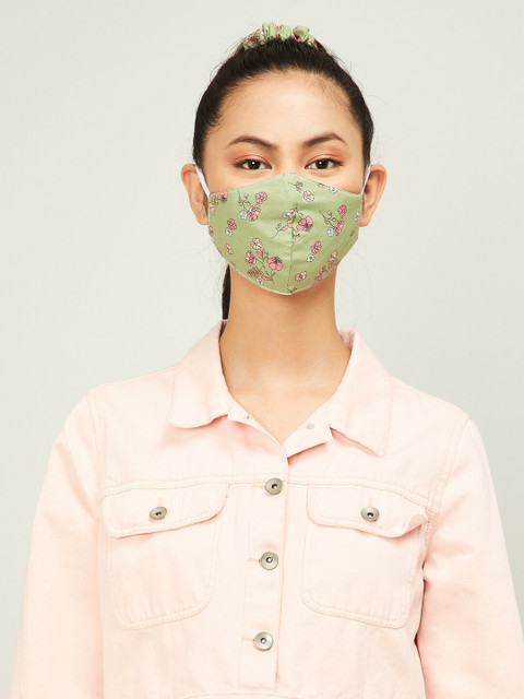 

Ginger by Lifestyle Women Olive Green & Pink Printed 2-Ply Reusable Cloth Mask with Scrunchie