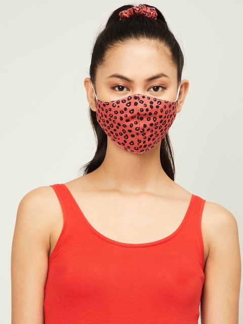 

Ginger by Lifestyle Women Coral Pink & Black Printed 2-Ply Reusable Cloth Mask with Scrunchie