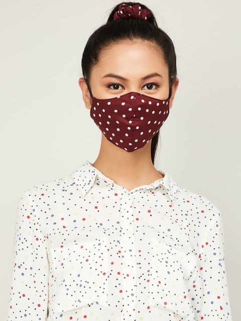 

Ginger By Lifestyle Women Red & White Printed Reusable 2-Ply Protective Outdoor Face Mask With Scrunchie