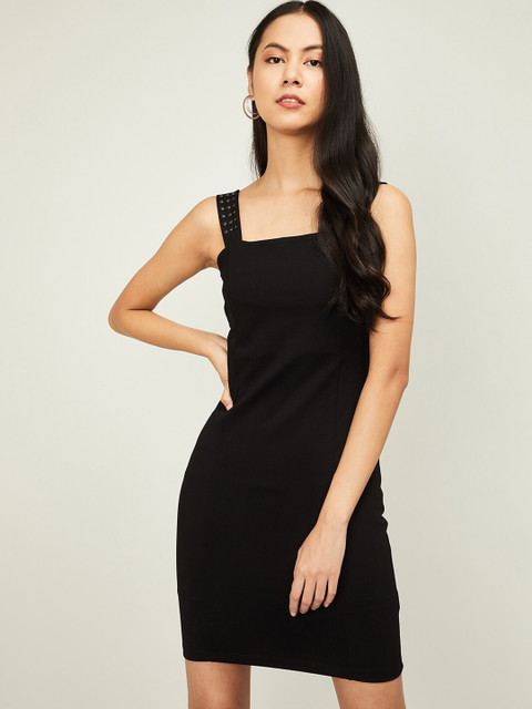 

Ginger by Lifestyle Women Black Solid Sheath Dress