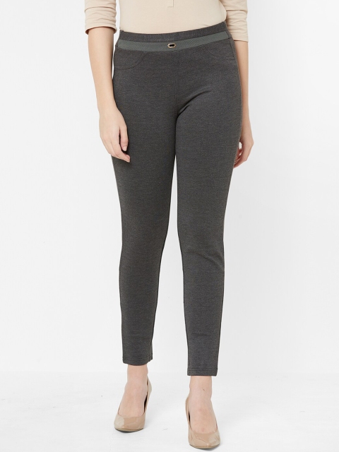 

Juliet Women Grey Solid Jeggings
