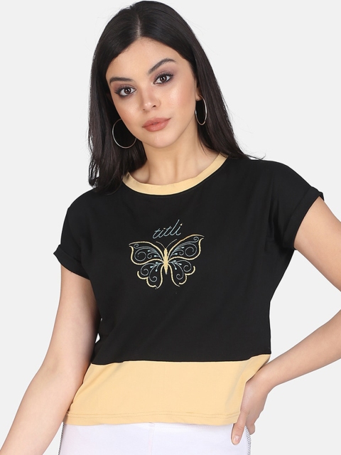 

Clothzy Women Peach-Coloured Solid Round Neck T-shirt