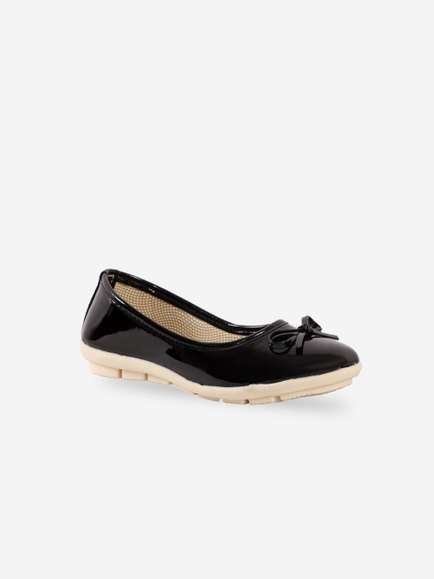 

Chipbeys Girls Black Solid Ballerinas