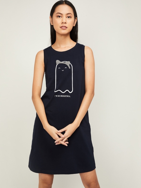 

Ginger by Lifestyle Navy Blue Printed Nightdress