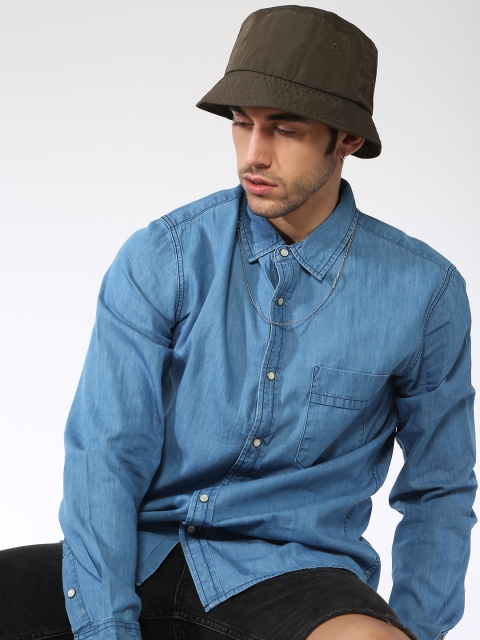 

Blue Saint Men Blue Slim Fit Solid Casual Shirt