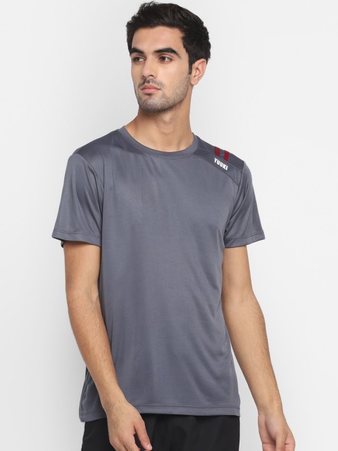 

Yuuki Men Grey Solid Round Neck T-shirt