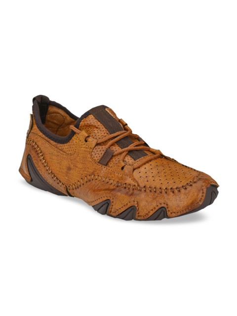 

AfroJack Men Tan Brown Sneakers