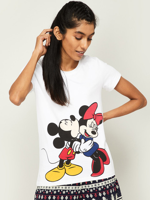 

Ginger by Lifestyle Women White & Black Printed Lounge T-Shirt
