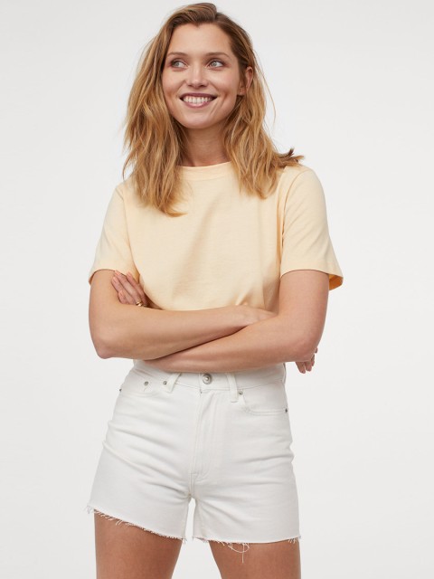 

H&M Women White Solid Slim Denim Shorts