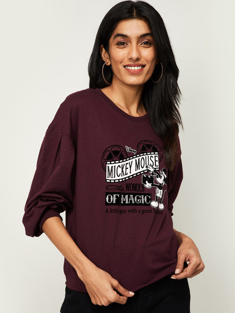 

Ginger by Lifestyle Women Burgundy Printed Sweatshirt