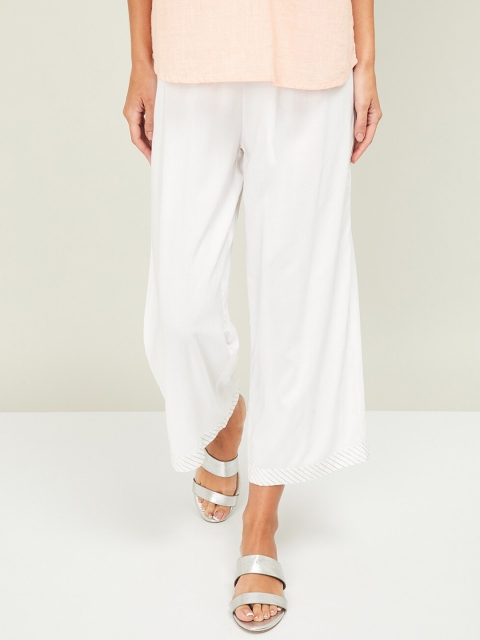 

Melange by Lifestyle Women White Regular Fit Solid Parallel Trousers