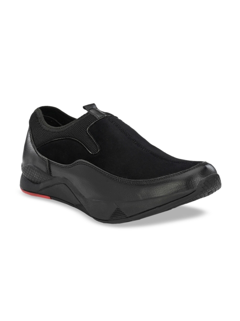 

Sir Corbett Men Black Solid Slip-On Sneakers