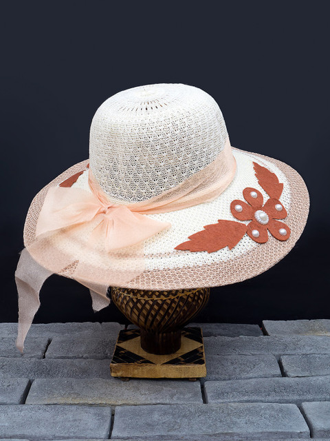 

Golden Peacock Women Off White & Brown Woven-Design Straw Sun Hat