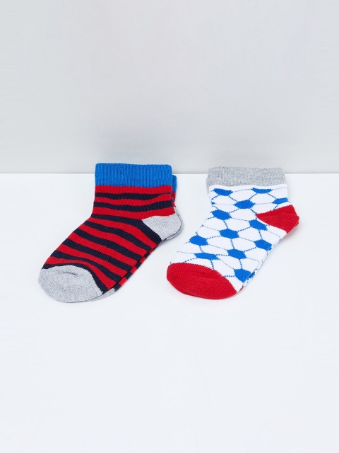 

max Boys Pack of 2 Multicoloured Jacquard Patterned Ankle Length Socks, Red