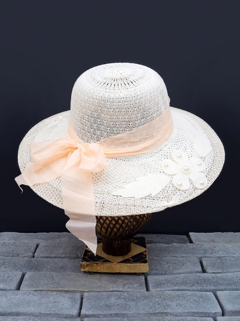 

Golden Peacock Women Off White & Peach Coloured Woven Design Sun Hat