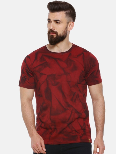 

Campus Sutra Men Maroon & Grey Printed Round Neck T-shirt