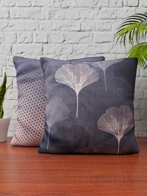 

SHIVANAA HOMES Black & Grey Set of 2 Floral Square Cushion Covers