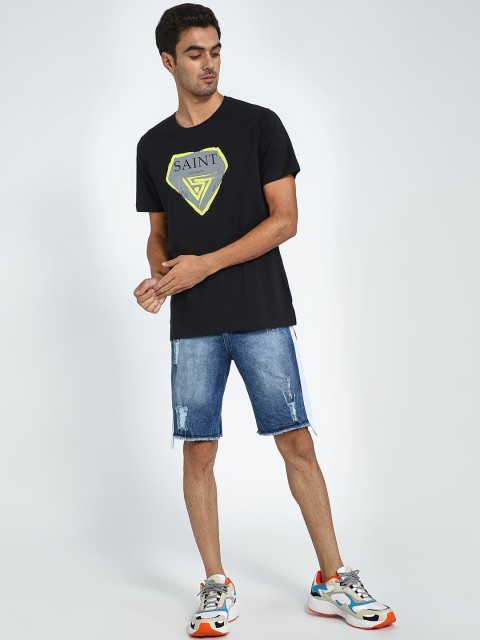 

Blue Saint Men Black Printed Round Neck T-shirt
