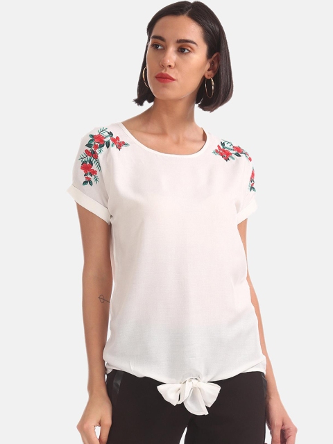 

Cherokee Women White Solid Top