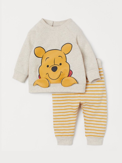 

H&M Boys Beige & Yellow 2-Piece Set