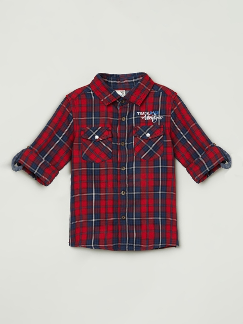

max Boys Red & Blue Regular Fit Checked Cotton Casual Shirt