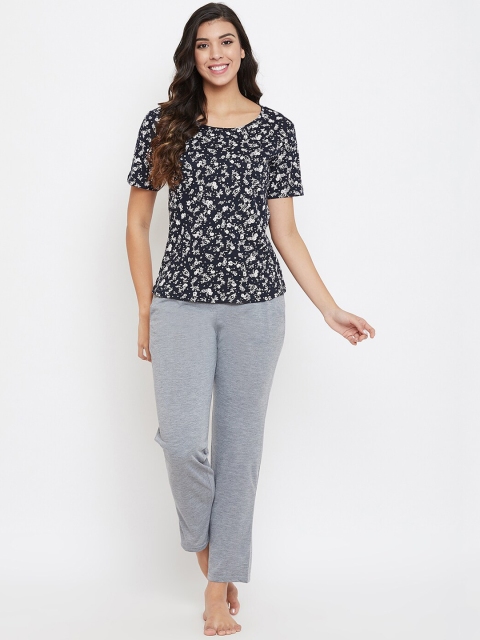 

Clovia Women Navy Blue & Grey Floral Printed Night Suit