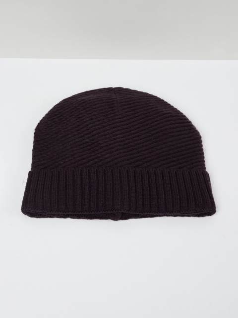 

max Men Burgundy Self Design Beanie